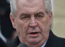 Prezydent Czech zrzeka się prawa łaski