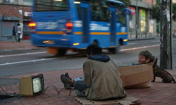 Autobus z pomocą dla bezdomnych