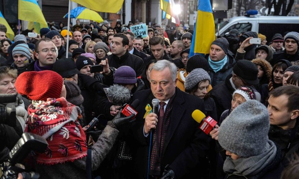 Manifestacja przed ambasadą Ukrainy