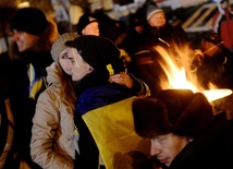 Demonstranci z Majdanu blokują siedzibę rządu