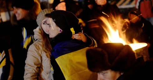 Demonstranci z Majdanu blokują siedzibę rządu