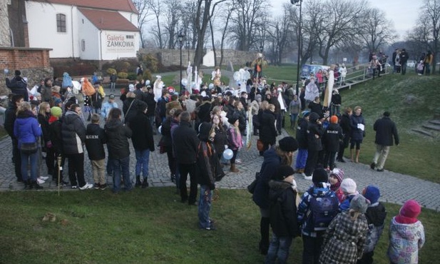 Anioły z jednym skrzydłem w Lubinie