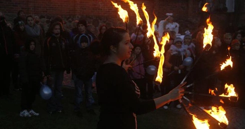 Anioły pod zamkowym wzgórzem