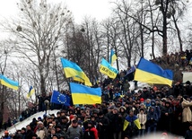Kijów: Barykady przed siedzibą rządu