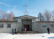  Kościół św. Barbary w Zabrzu na osiedlu Młodego Górnika 