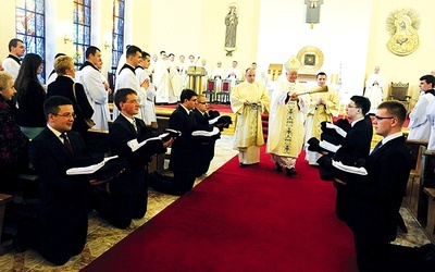  Ceremonii przewodniczył  bp Adam Odzimek