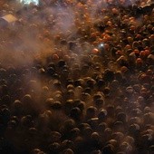 Nocny atak milicji na Majdan