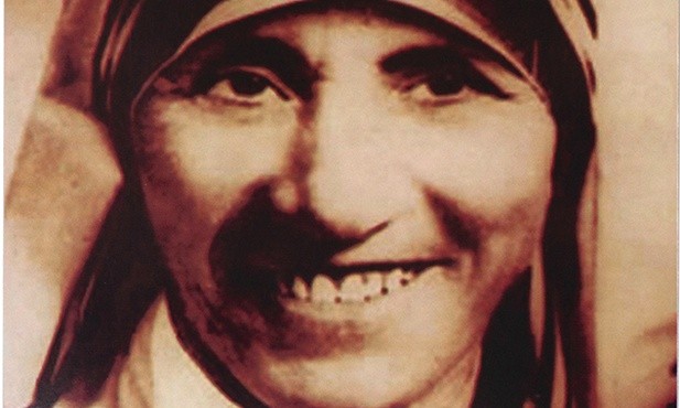 Bł. Matka Teresa (1910–1997). W rogu zdjęcia własnoręczny podpis z błogosławieństwem