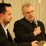 Poezja i teologia - spotkanie z ks. Jerzym Szymikiem