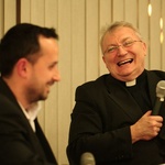 Poezja i teologia - spotkanie z ks. Jerzym Szymikiem
