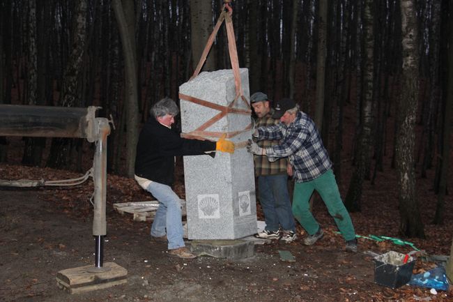 Obelisk jakubowy na Górze Chełsmkiej