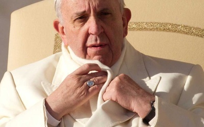 Franciszek: Trzeba walczyć z handlem ludźmi  