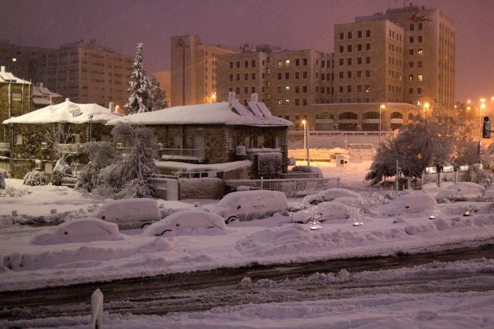 Śnieżyce odcięły Jerozolimę