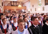 Kosciół w Kielnie wypełniony był wiernymi z parafii i innych kaszubskich miejscowości.