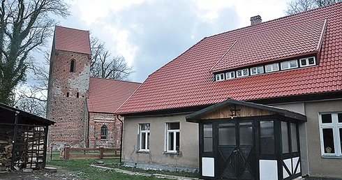 Klasztor i kościół w Starym Krakowie. – Tworzymy zalążki wspólnoty i patrzmy, czy coś z tego wyrośnie, czy nie, tzn. czy Pan Bóg powoła do niej jakichś ludzi – mówi o. Piotr