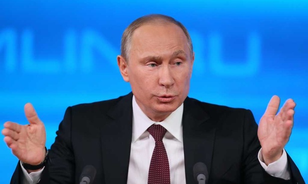 NATO zaniepokojone, Putin zaprzecza