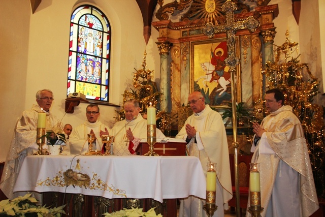 Pożegnanie śp. ks. kan. Alojzego Oleksika z Jasienicy