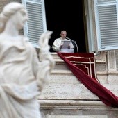 Watykan ostrzega przed bzdurami Scalfariego o Papieżu