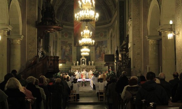 Eucharystiom w intencji papieża przewodniczył bp Piotr Libera