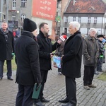 Wprowadzenie urny śp. Wojciecha Kilara do katedry