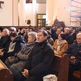 Wprowadzenie urny śp. Wojciecha Kilara do katedry