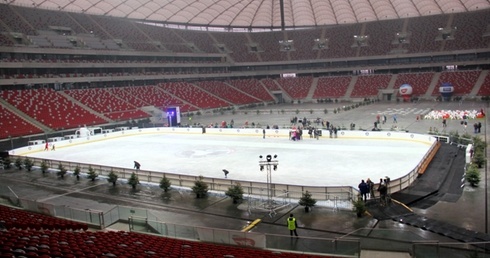 Łyżwiarze wrócili na Narodowy. Biletów brak