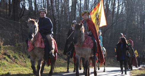 Orszak w gnieździe Wojtyłów