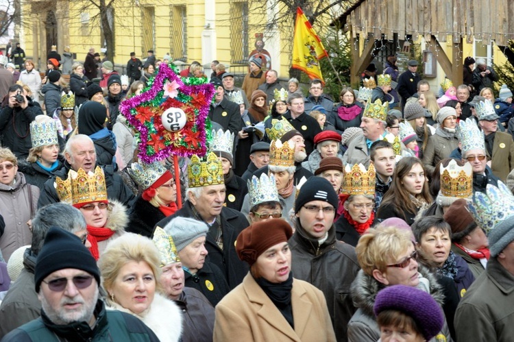 Orszak w Świdnicy - hołd na Rynku