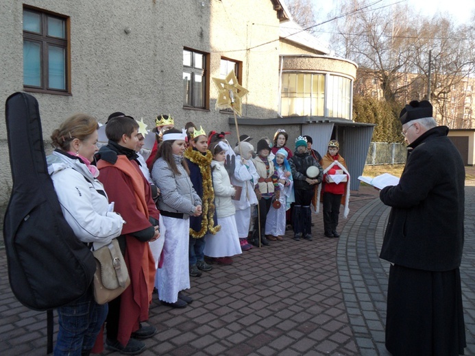 Orszak kolędników w Brzęczkowicach