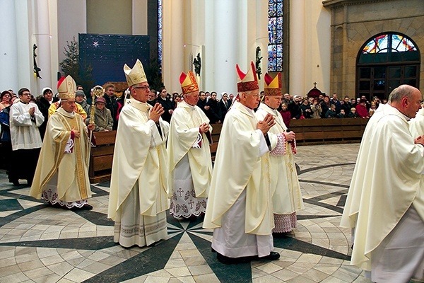  „Dies episkopi", czyli rocznica święceń biskupich metropolity katowickiego, z udziałem prymasa Polski abp. Kowalczyka w katedrze w Katowicach