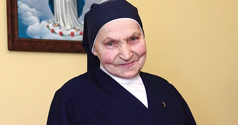 Do zakonu s. Antonina wstąpiła 27 listopada 1953 roku
