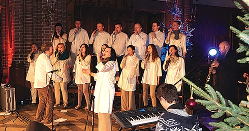  Charyzmatyczny koncert ekumenicznego zespołu TGD przygotował serca zebranych do modlitwy o jedność chrześcijan