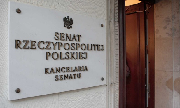 13 poprawek do budżetu na 2014 r. 