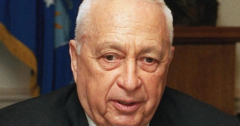 Zmarł Ariel Szaron