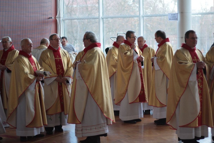 Goście i uczestnicy święceń biskupich