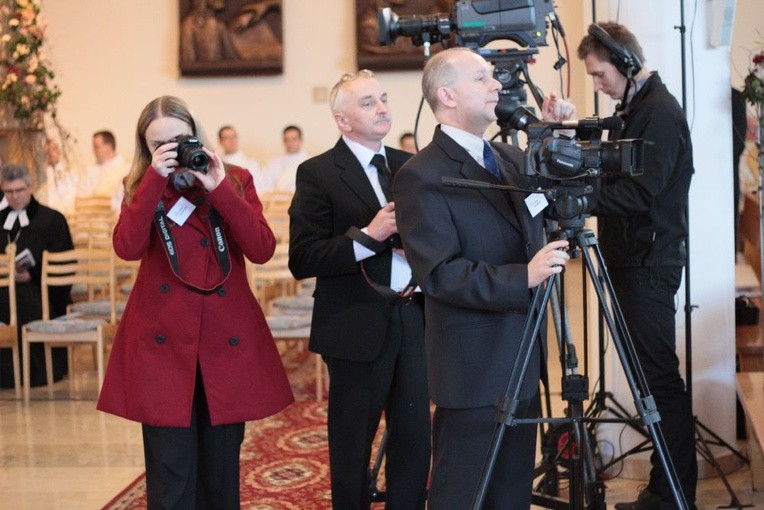 Goście i uczestnicy święceń biskupich