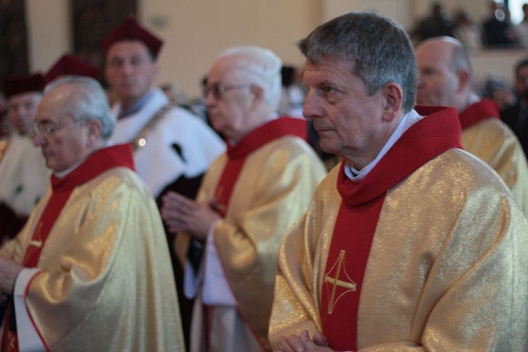 Goście i uczestnicy święceń biskupich