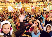 Ponad 2 tys. dzieci spotkało się w Dębicy z bp. Andrzejem Jeżem