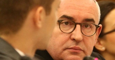 Kuria warszawska dementuje informacje "SE"