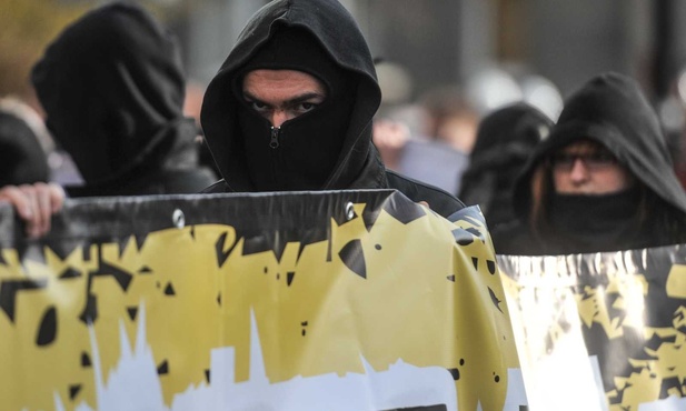 Sejm zajmie się projektem ws. zakrywania twarzy