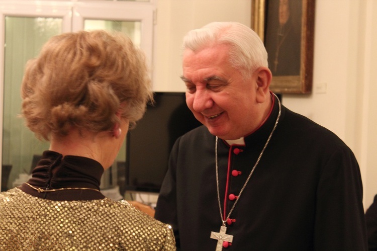 Artyści teatru u abp. Wojciecha Ziemby