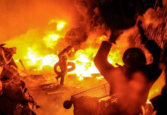 Kijów: kolejna noc zamieszek