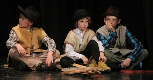 Dzieci - diabełki i anioły