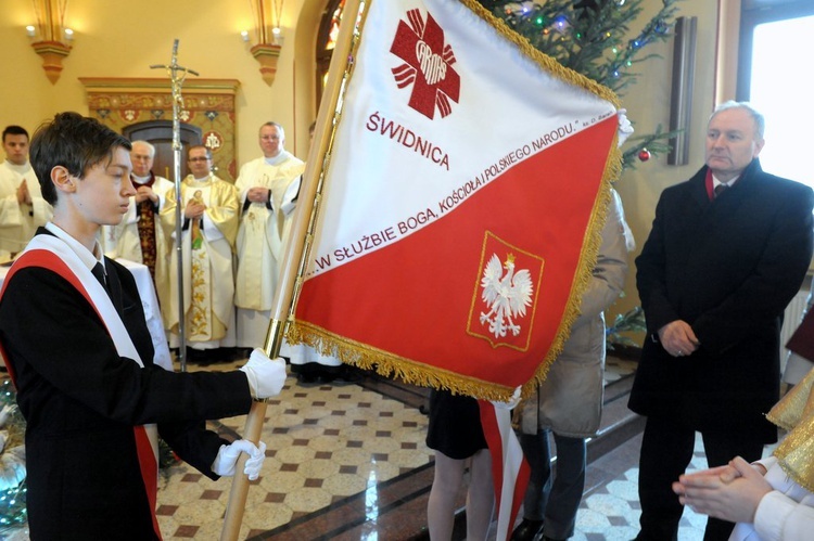 Patron szkoły - część w kościele