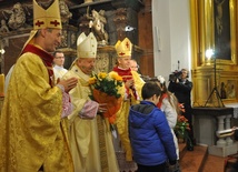 Święcenia biskupie - liturgia eucharystyczna