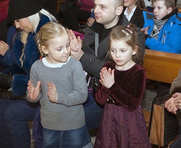 Kolędą budzimy Filipa