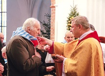 Biskup Wiesław Szlachetka  po raz pierwszy sprawował Eucharystię  dla środowiska byłych więźniów obozu  w Sztutowie