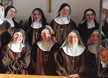  Siostry z klasztoru mniszek klarysek kapucynek ze Szczytna 