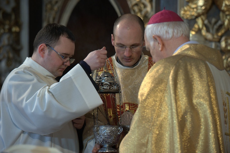 W rocznię poświęcenia katedry