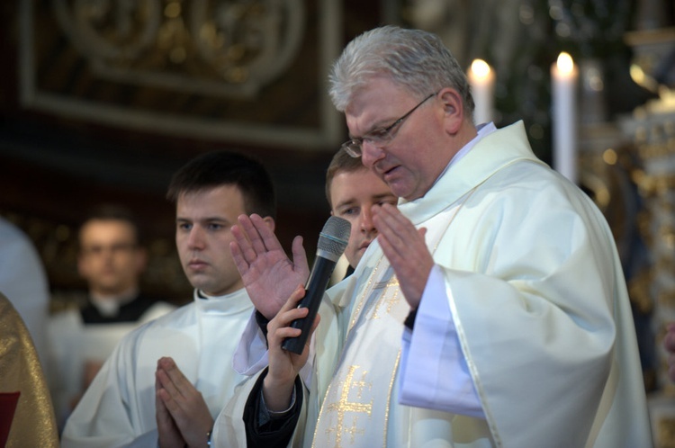 W rocznię poświęcenia katedry